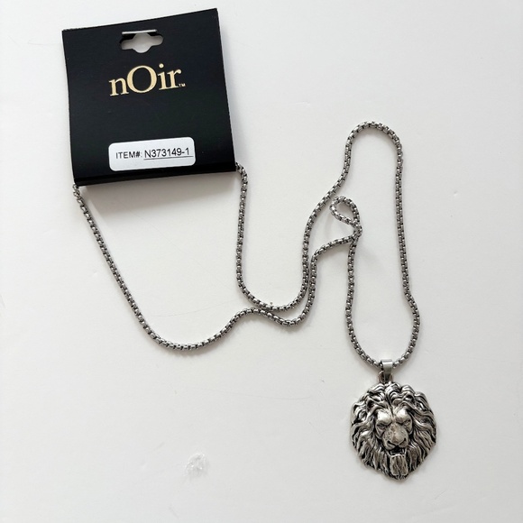 Noir NYC silver lion pendant necklace - Picture 1 of 4
